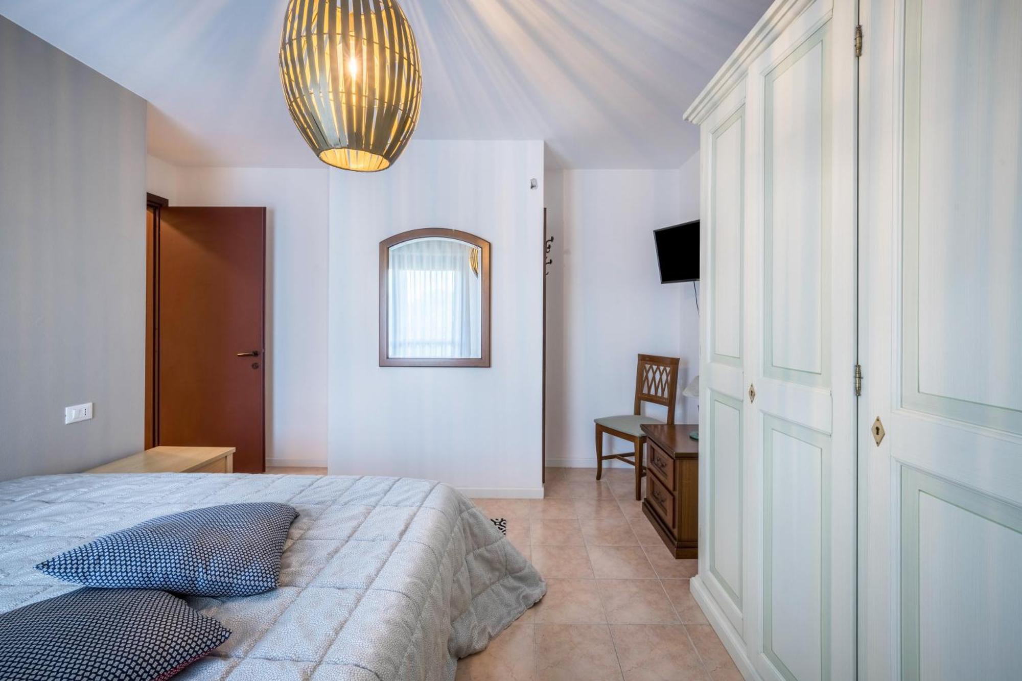 La Terrazza Sul Faro Apartment Lignano Sabbiadoro Ngoại thất bức ảnh